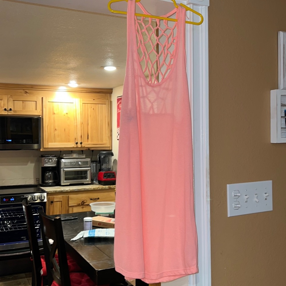 Women’s pink summer dress size small